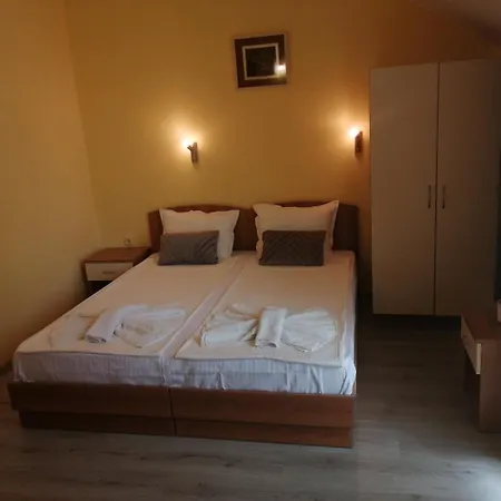 Yana Casa de hóspedes *